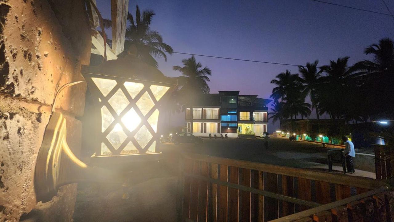 Harnai Coastal Bay Beach Resort מראה חיצוני תמונה