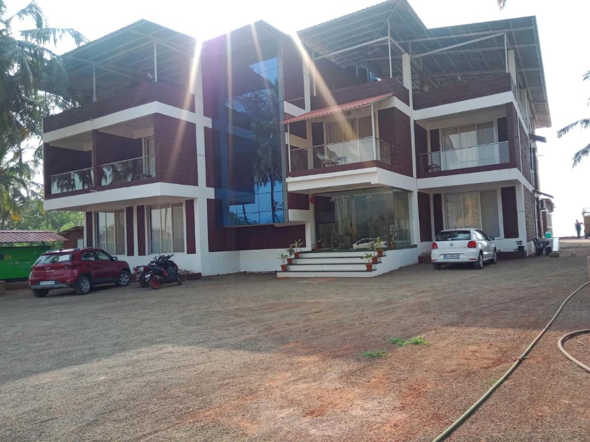 Harnai Coastal Bay Beach Resort מראה חיצוני תמונה
