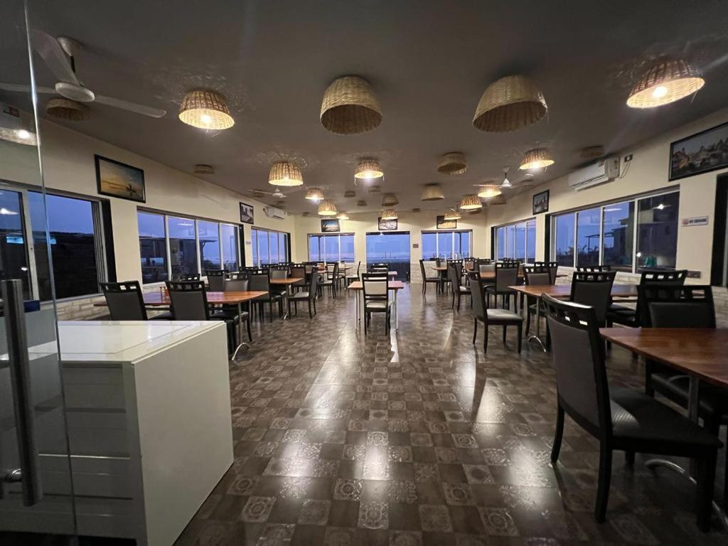 Harnai Coastal Bay Beach Resort מראה חיצוני תמונה
